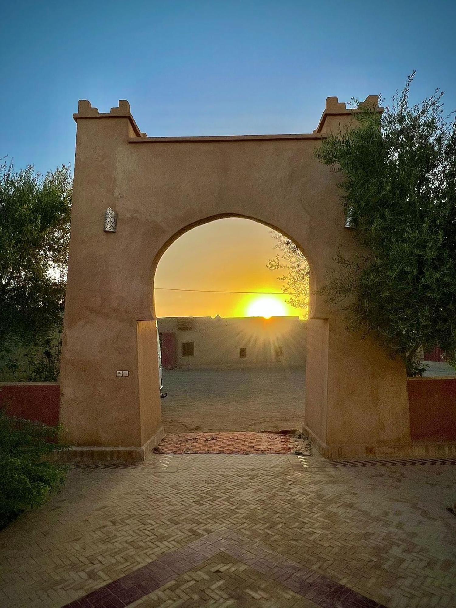 Maison Merzouga Guest House Exterior photo